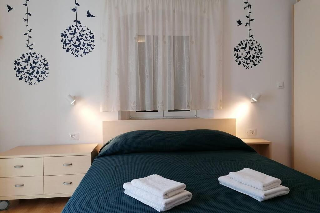 Apartment Veli Dvor Cres Eksteriør bilde