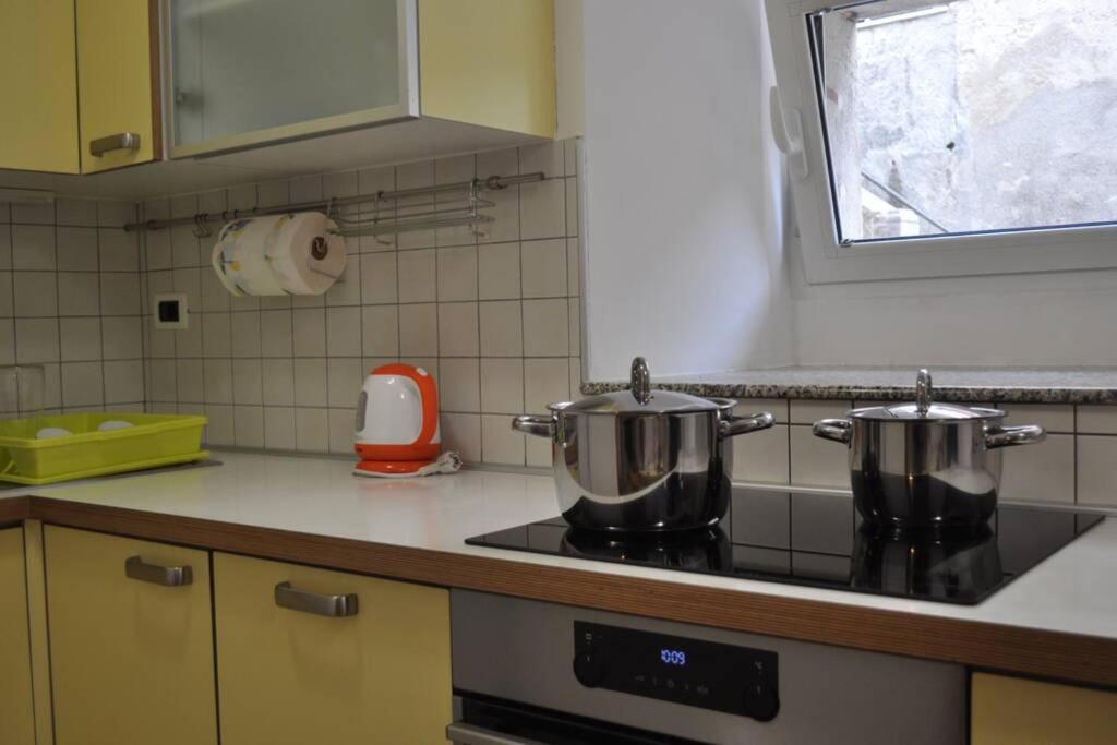 Apartment Veli Dvor Cres Eksteriør bilde