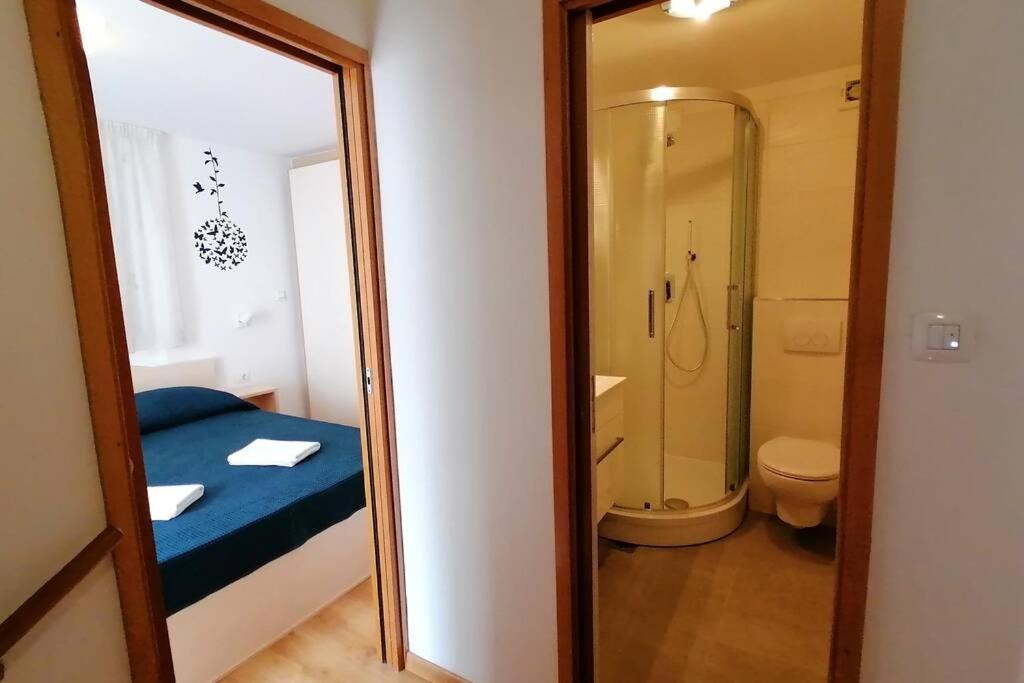 Apartment Veli Dvor Cres Eksteriør bilde